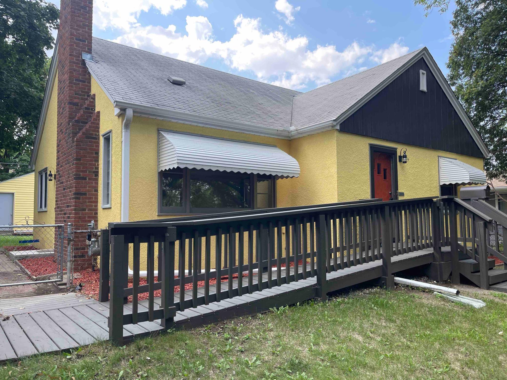 View of Residential at 907 Humboldt Avenue, West Saint Paul MN 55118, West Saint Paul - Mike Wilen | Minnesota Team Real Estate