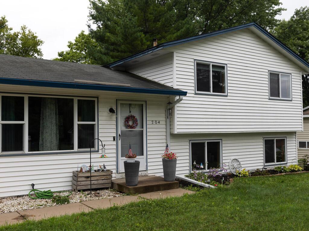 View of Residential at 204 17th Street, Buffalo MN 55313, Buffalo - Mike Wilen | Minnesota Team Real Estate