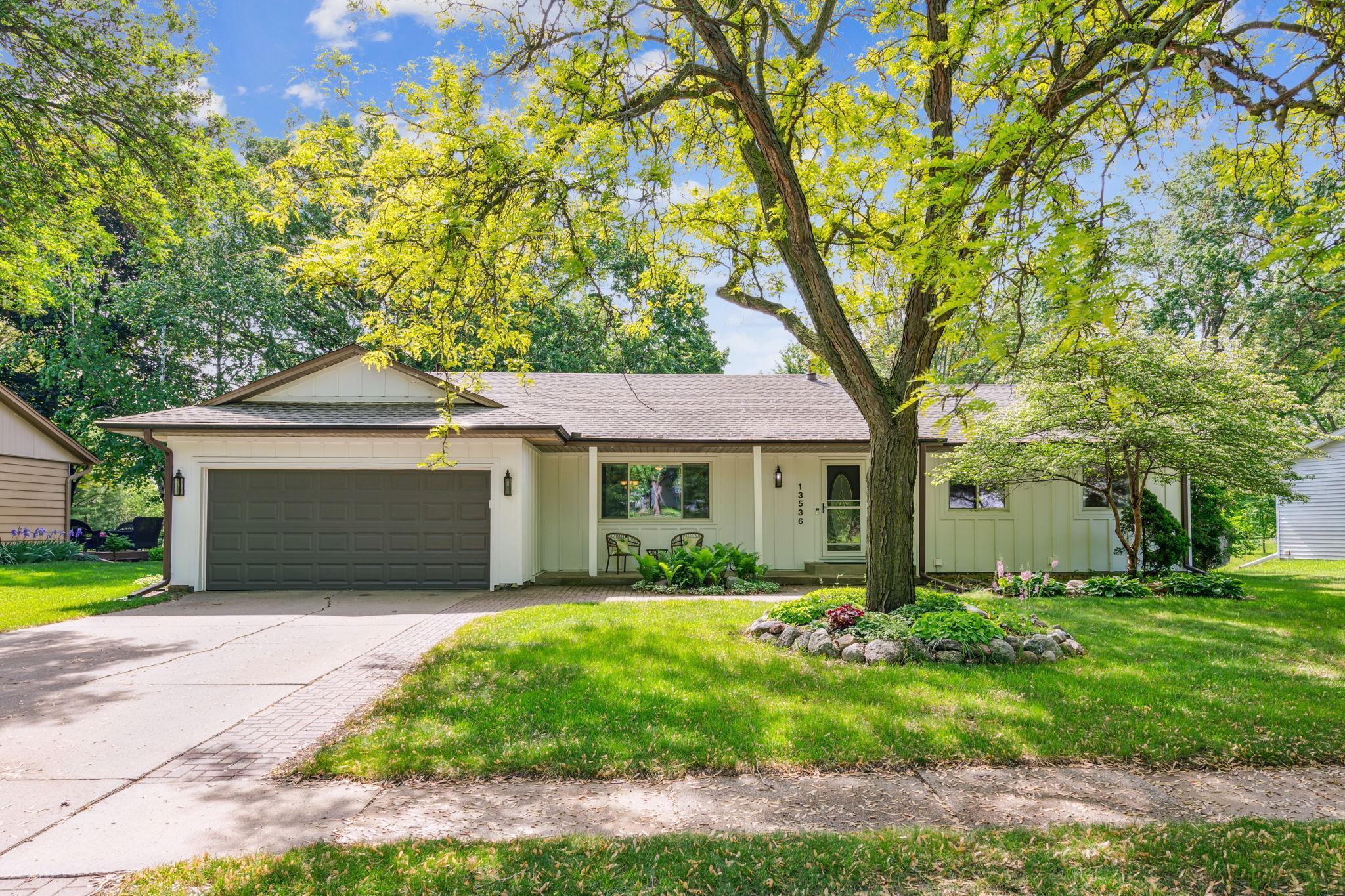 View of Residential at 13536 Fernando Avenue, Apple Valley MN 55124, Apple Valley - Mike Wilen | Minnesota Team Real Estate