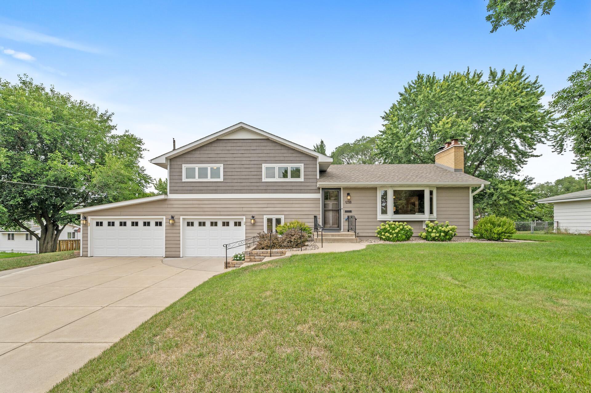 View of Residential at 4208 Overlook Drive, Bloomington MN 55437, Bloomington - Mike Wilen | Minnesota Team Real Estate
