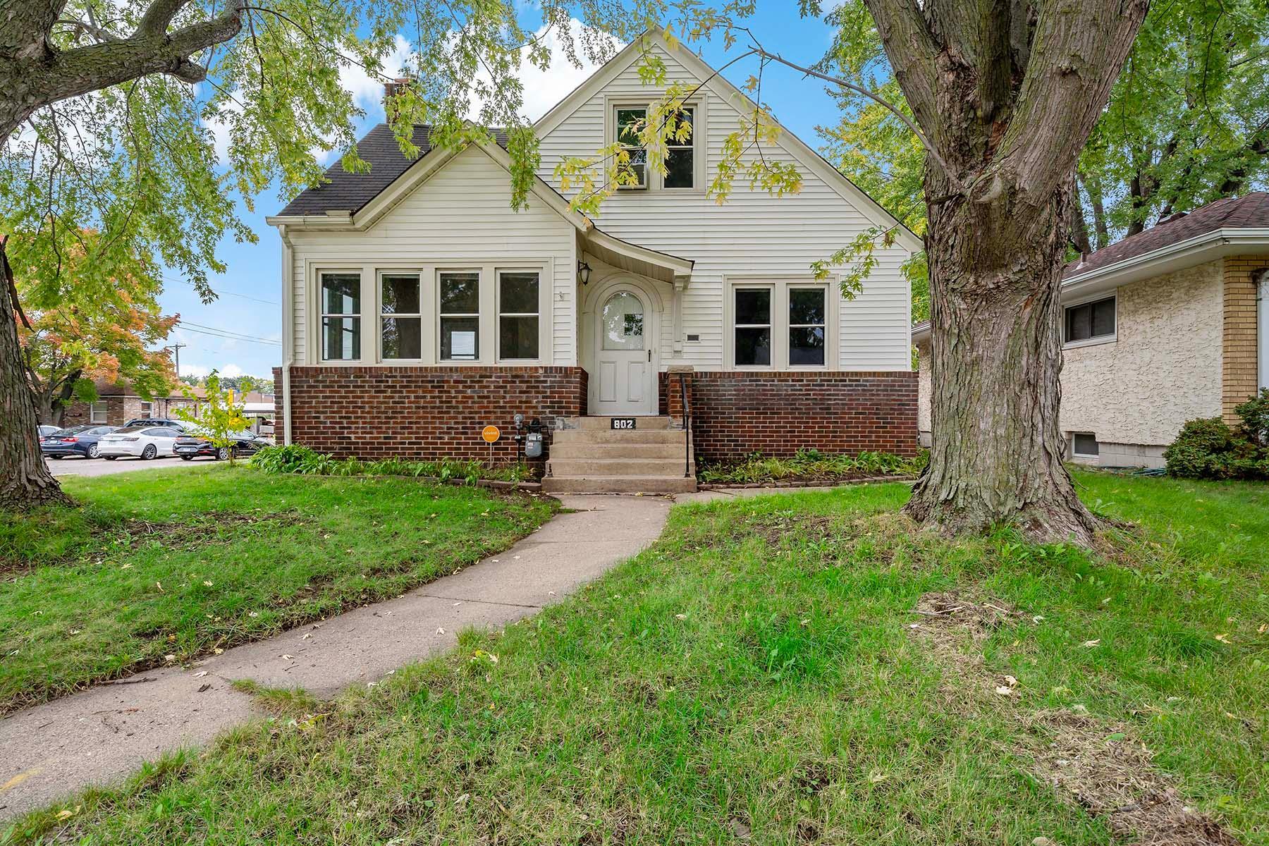 View of Residential at 802 Wheelock Parkway, Saint Paul MN 55106, Saint Paul - Mike Wilen | Minnesota Team Real Estate