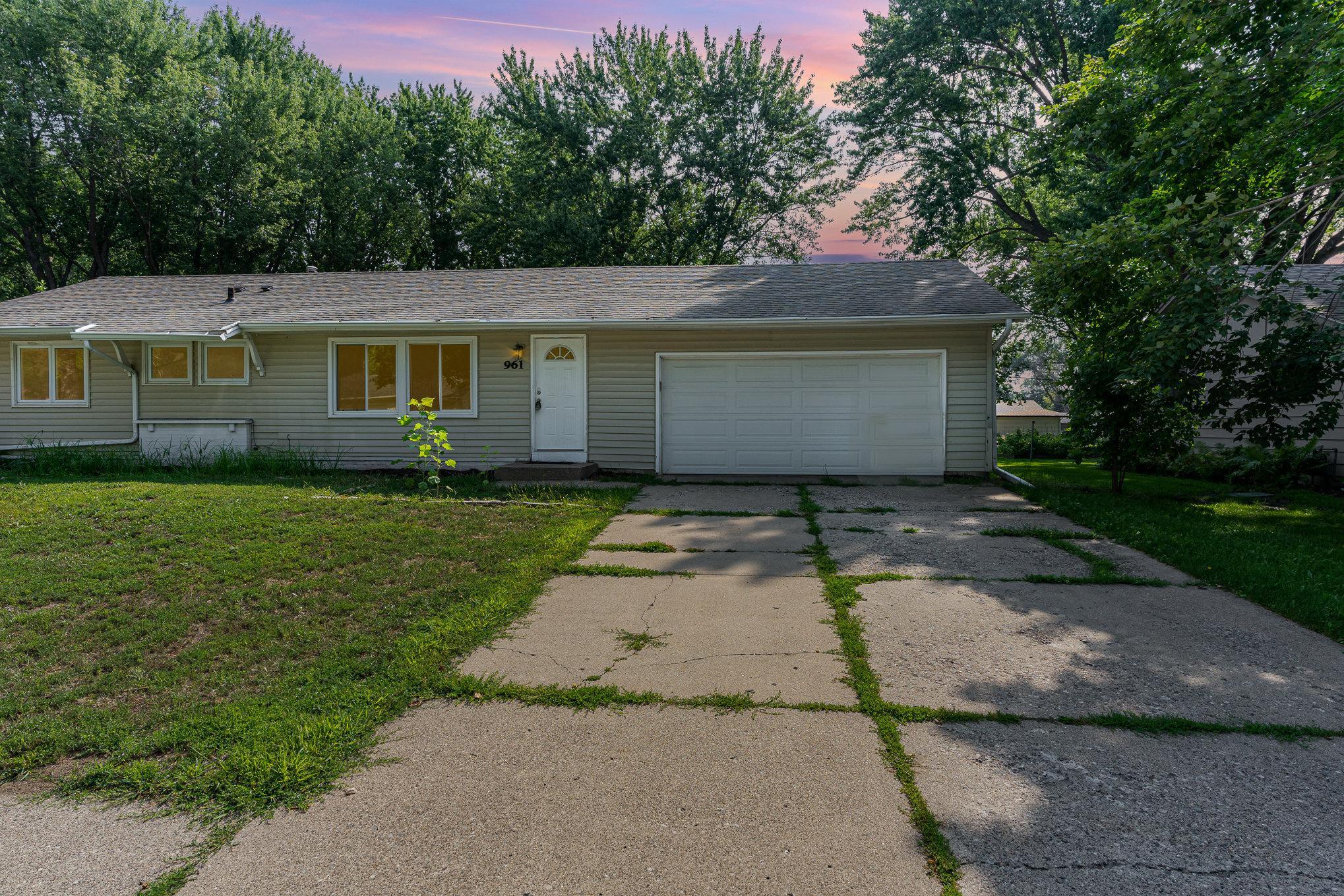View of Residential at 961 Redwell Lane, Apple Valley MN 55124, Apple Valley - Mike Wilen | Minnesota Team Real Estate