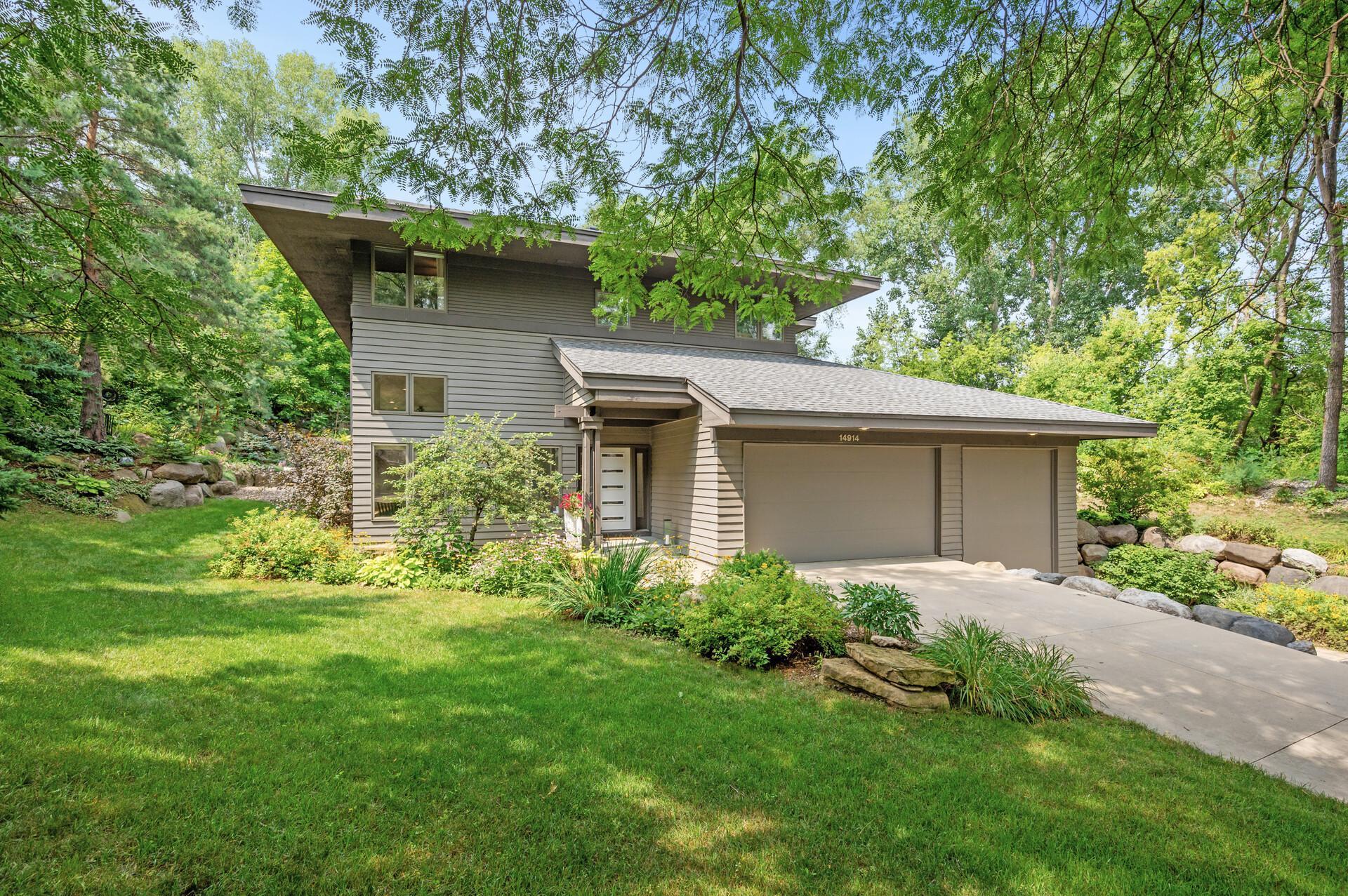 View of Residential at 14914 Oak Ridge Circle, Burnsville MN 55306, Burnsville - Mike Wilen | Minnesota Team Real Estate