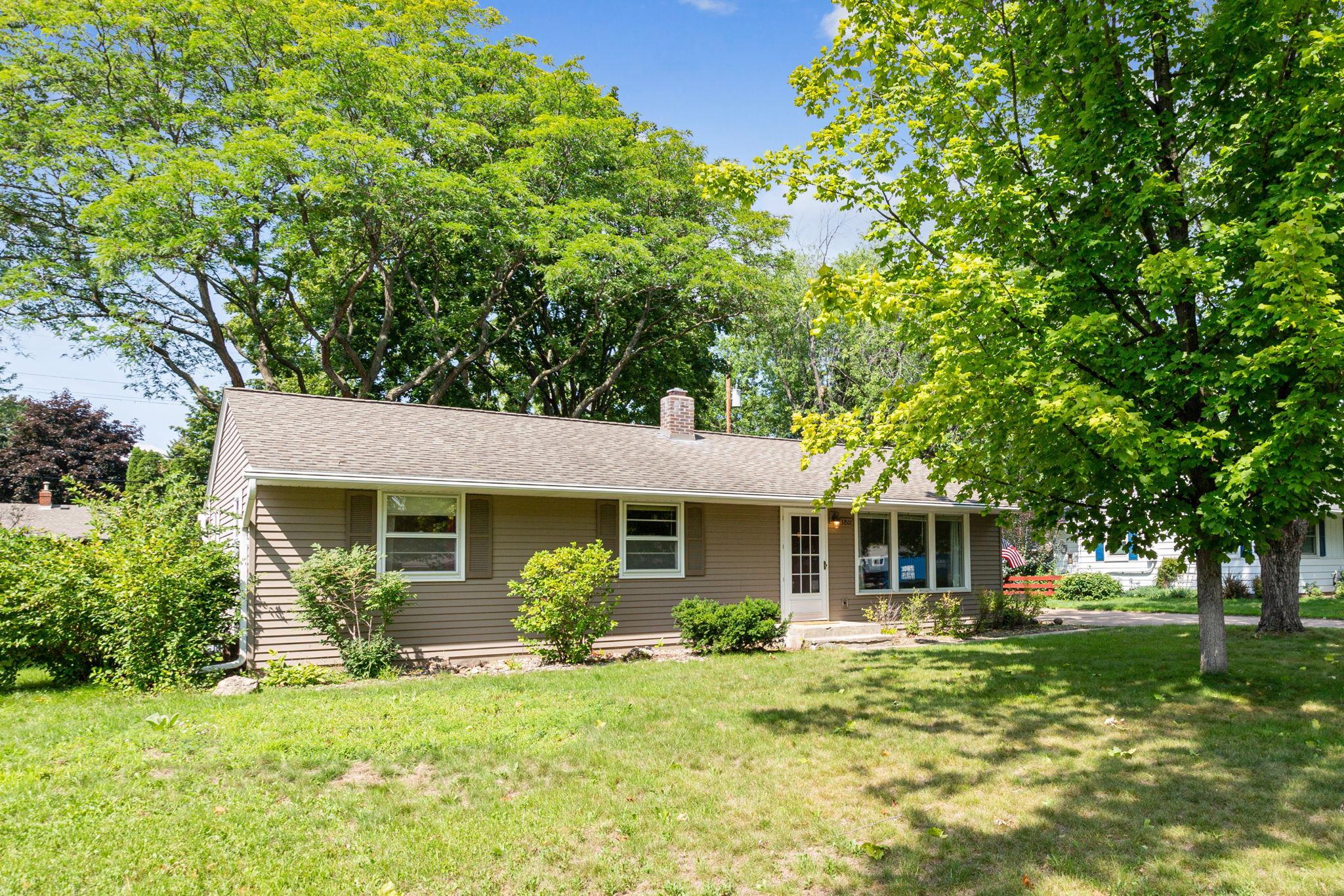 View of Residential at 3801 Kenny Lane, White Bear Lake MN 55110, White Bear Lake - Mike Wilen | Minnesota Team Real Estate