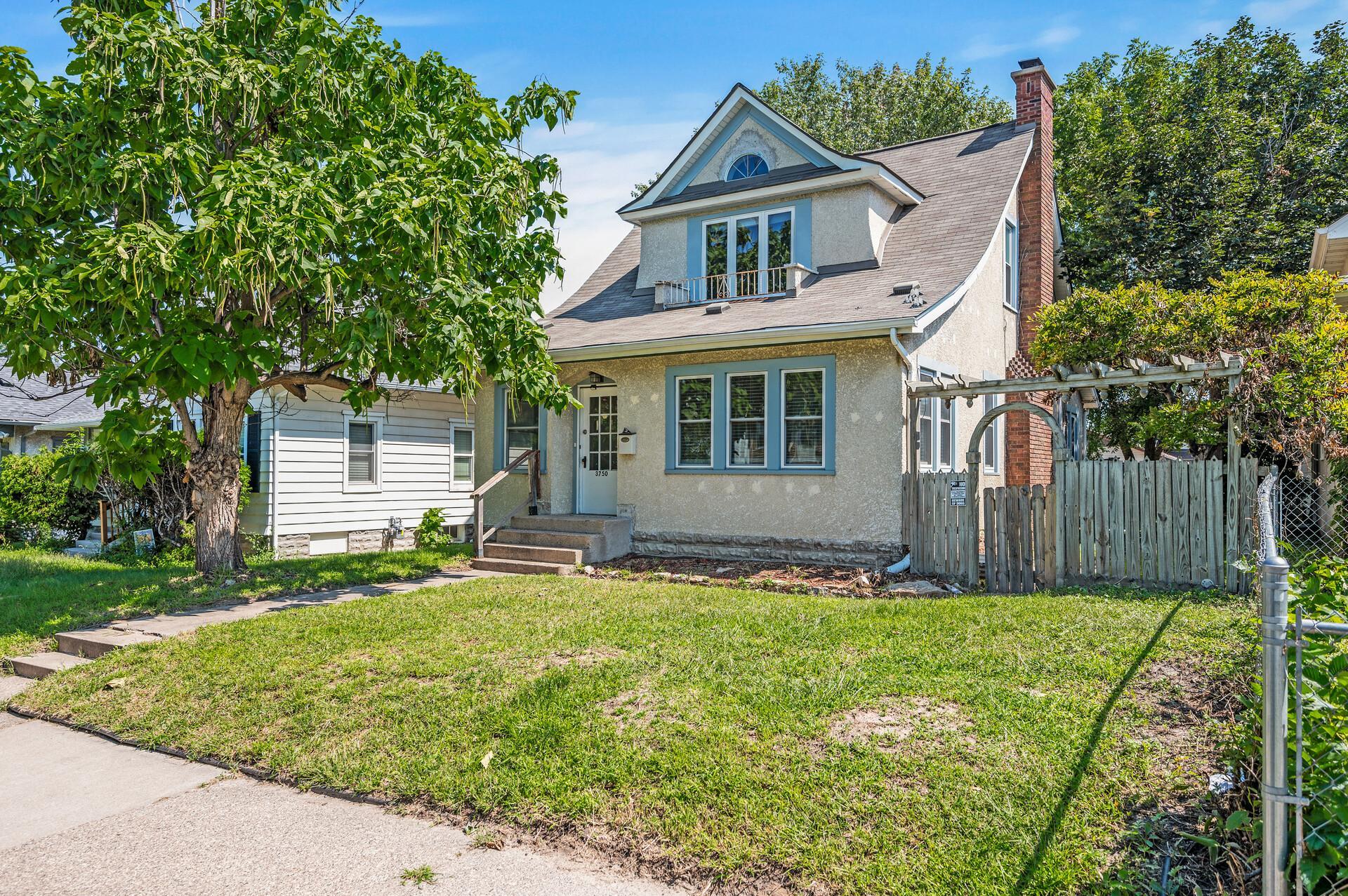 View of Residential at 3750 Dupont Avenue, Minneapolis MN 55412, Minneapolis - Mike Wilen | Minnesota Team Real Estate