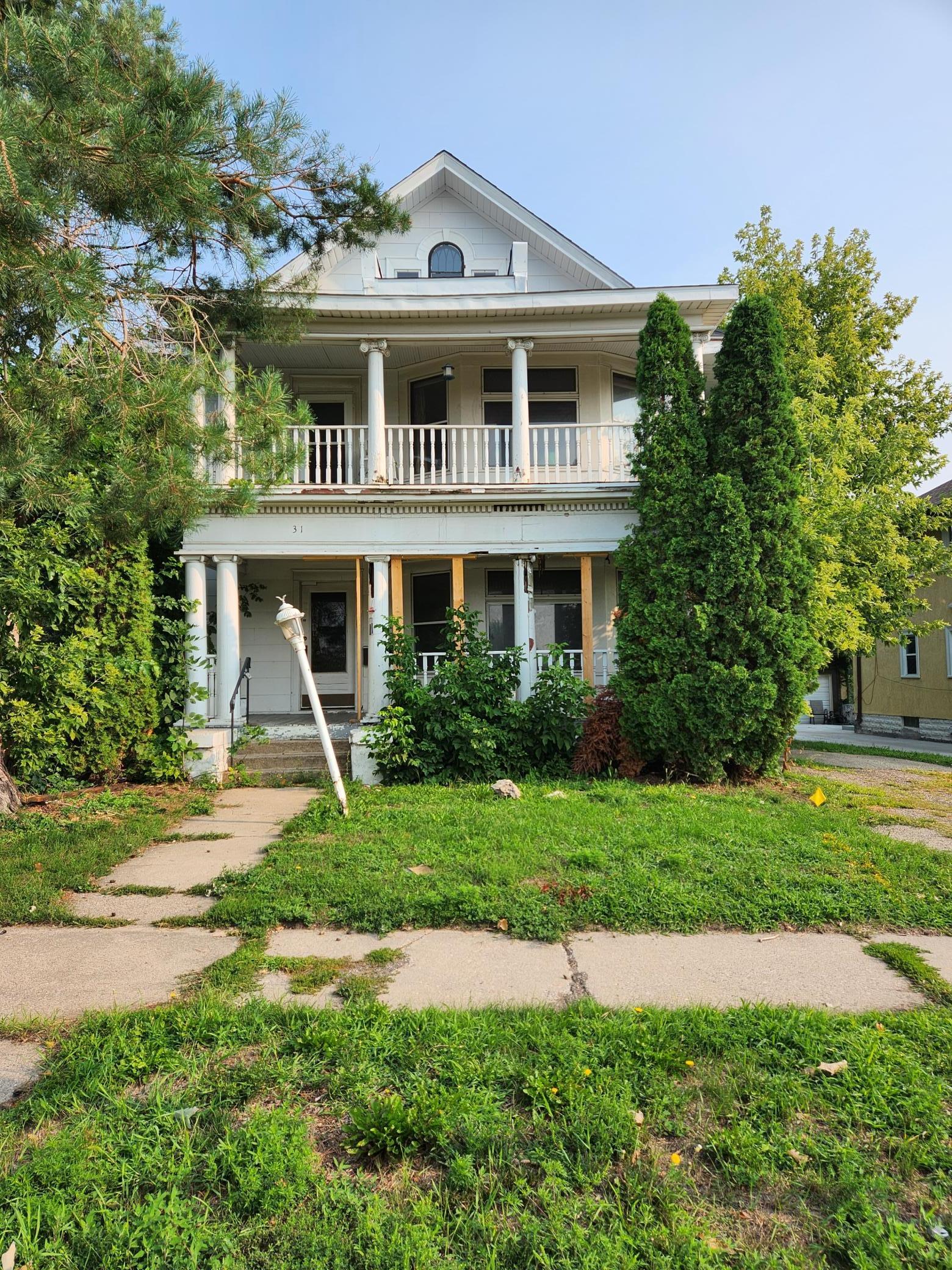View of Residential Income at 31 Como Avenue, Saint Paul MN 55103, Saint Paul - Mike Wilen | Minnesota Team Real Estate