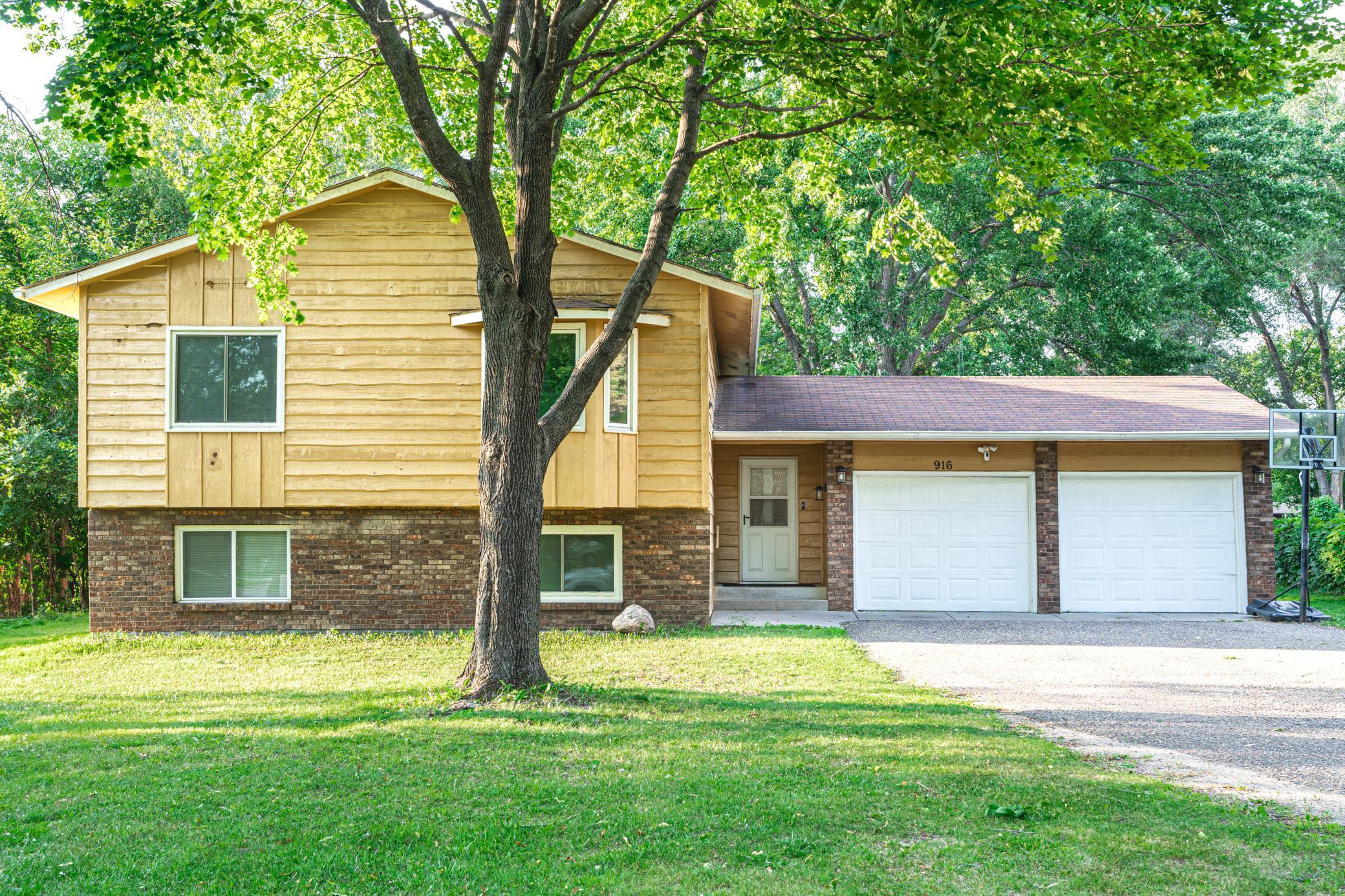 View of Residential at 916 85th Avenue, Brooklyn Park MN 55444, Brooklyn Park - Mike Wilen | Minnesota Team Real Estate