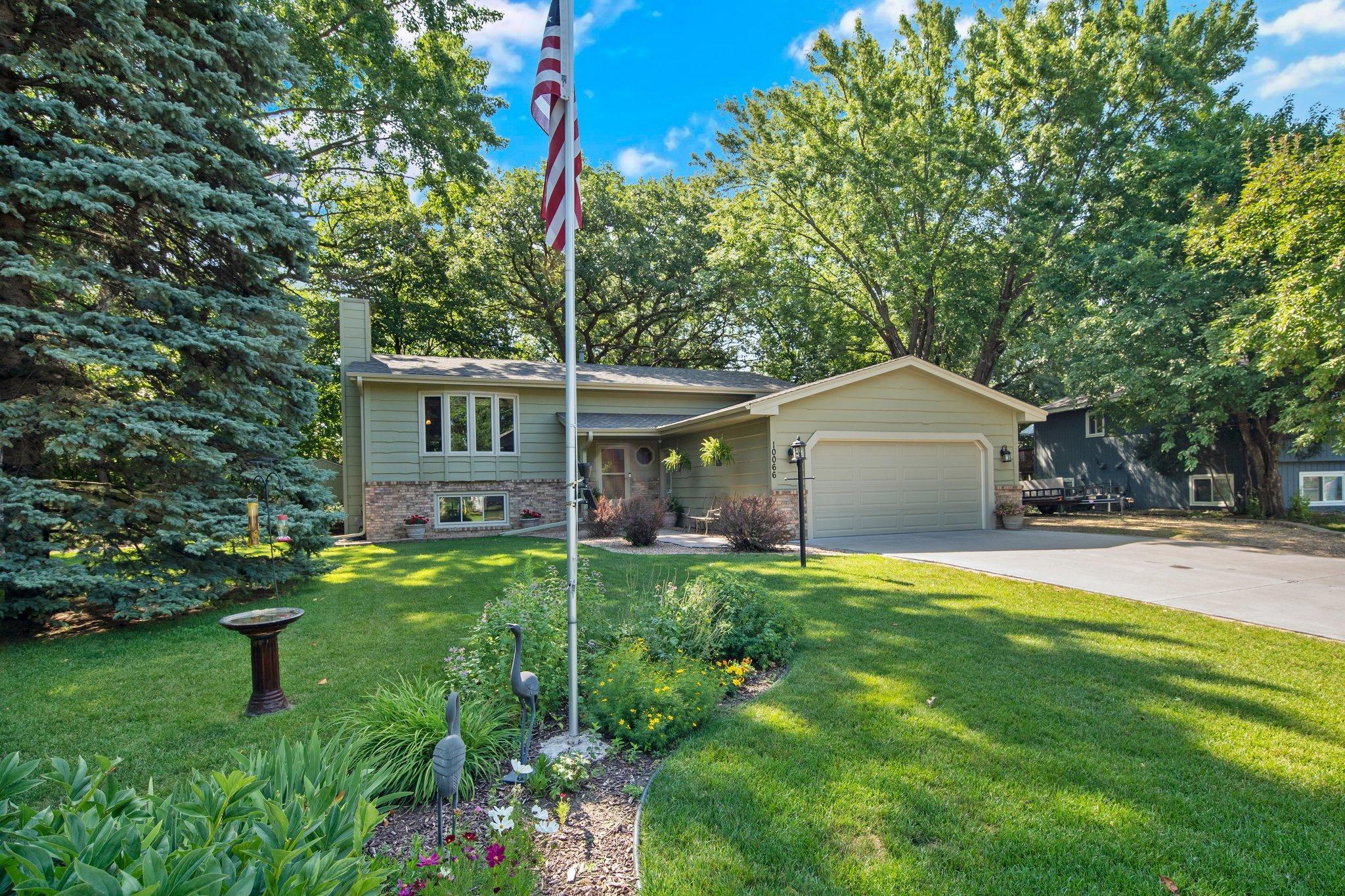 View of Residential at 10066 Ives Way, Maple Grove MN 55369, Maple Grove - Mike Wilen | Minnesota Team Real Estate
