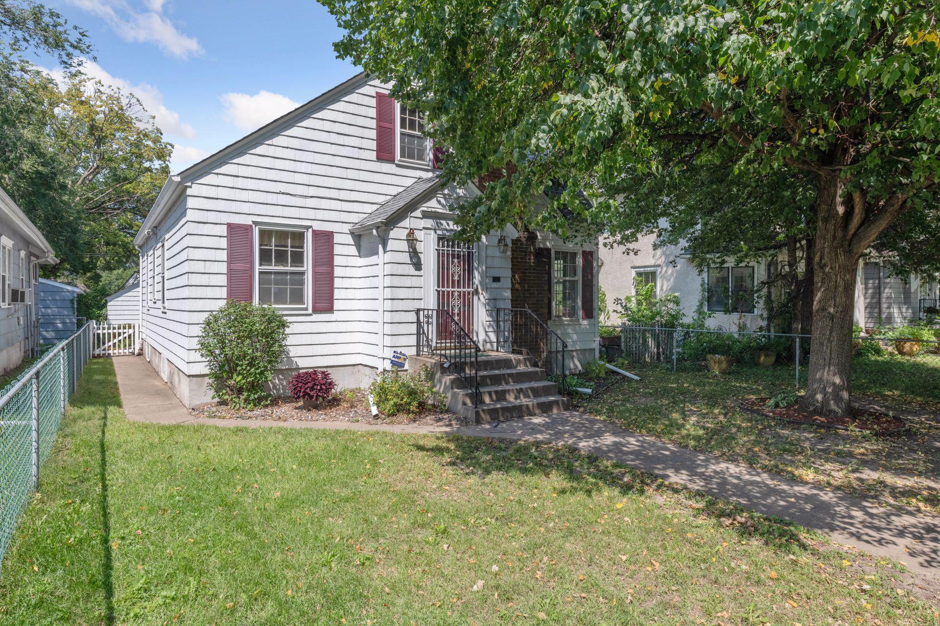 View of Residential at 714 Cedar Lake Road, Minneapolis MN 55405, Minneapolis - Mike Wilen | Minnesota Team Real Estate