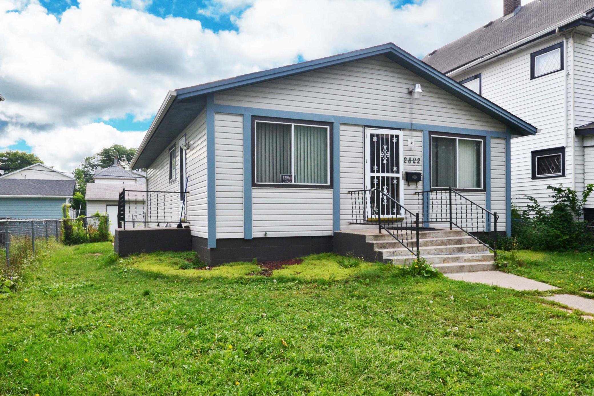 View of Residential at 2822 Dupont Avenue, Minneapolis MN 55411, Minneapolis - Mike Wilen | Minnesota Team Real Estate