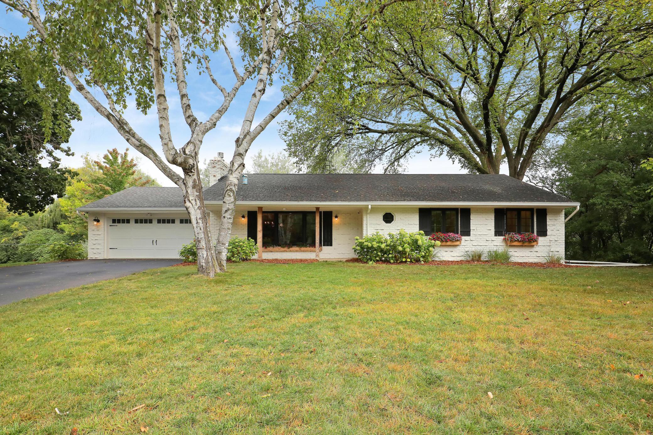 View of Residential at 102 Chevy Chase Drive, Orono MN 55391, Orono - Mike Wilen | Minnesota Team Real Estate