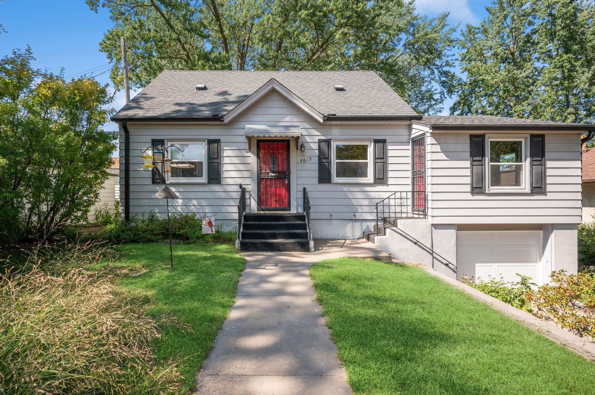 View of Residential at 4615 Xerxes Avenue, Robbinsdale MN 55412, Robbinsdale - Mike Wilen | Minnesota Team Real Estate