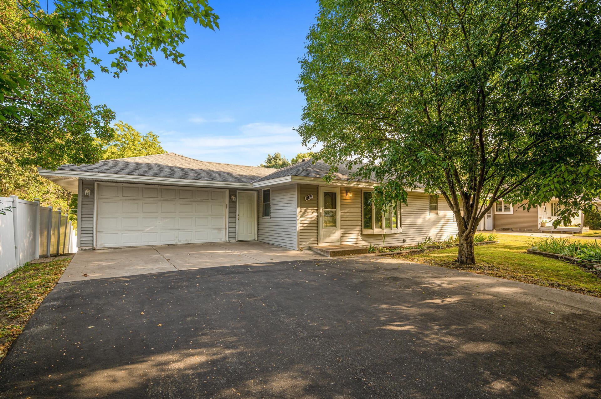 View of Residential at 909 Woody Lane, Coon Rapids MN 55448, Coon Rapids - Mike Wilen | Minnesota Team Real Estate