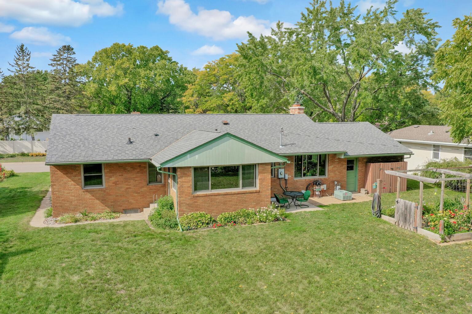 View of Residential at 2448 Chatsworth Street, Roseville MN 55113, Roseville - Mike Wilen | Minnesota Team Real Estate