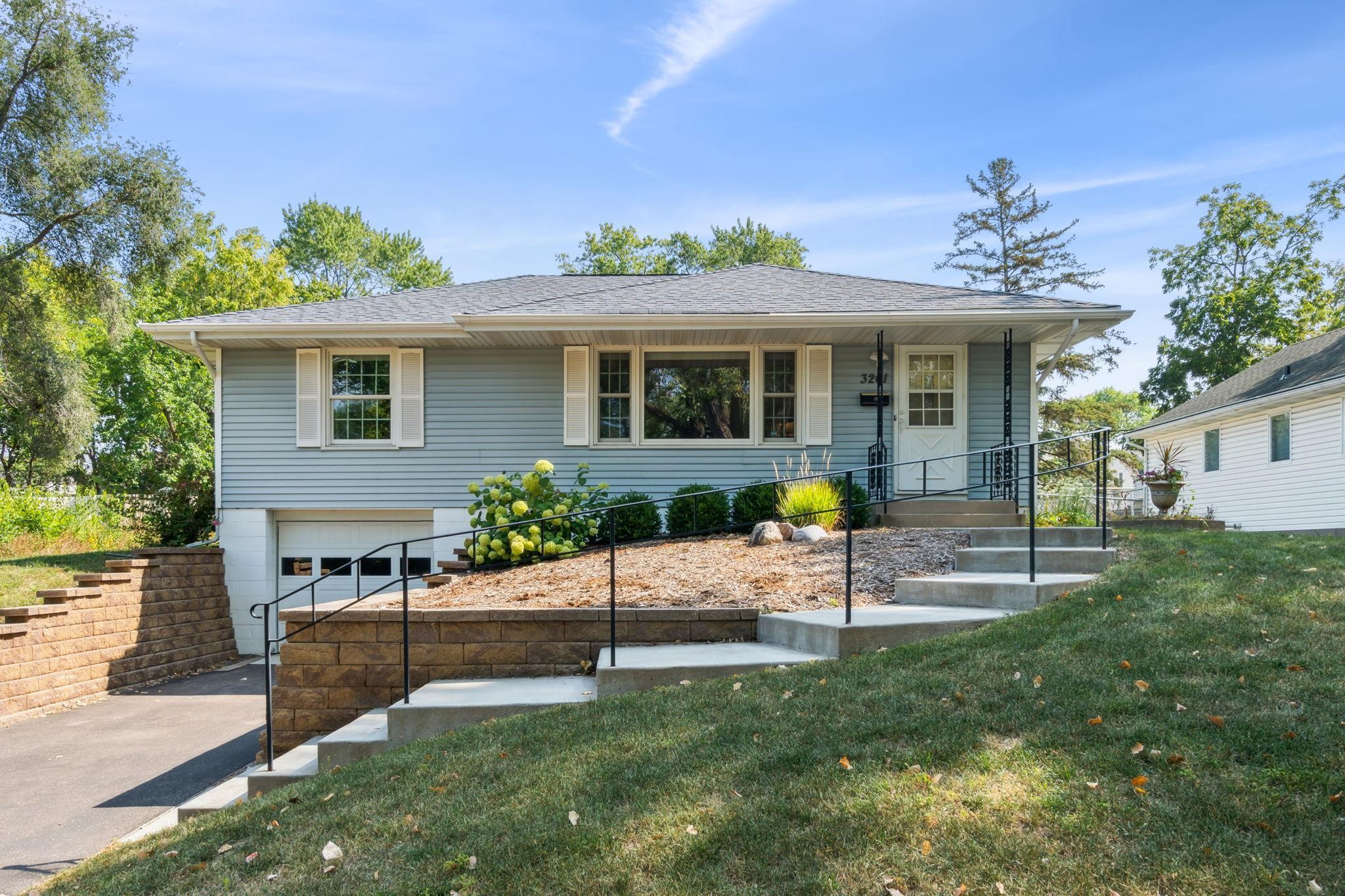 View of Residential at 3201 Blackstone Avenue, Saint Louis Park MN 55416, Saint Louis Park - Mike Wilen | Minnesota Team Real Estate