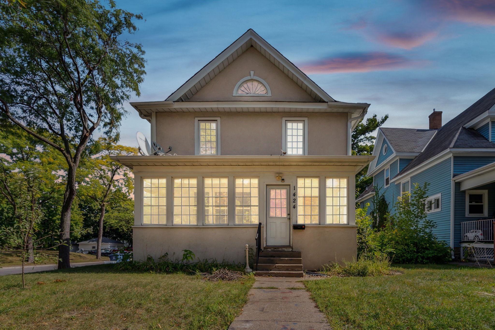 View of Residential at 1424 Girard Avenue, Minneapolis MN 55411, Minneapolis - Mike Wilen | Minnesota Team Real Estate