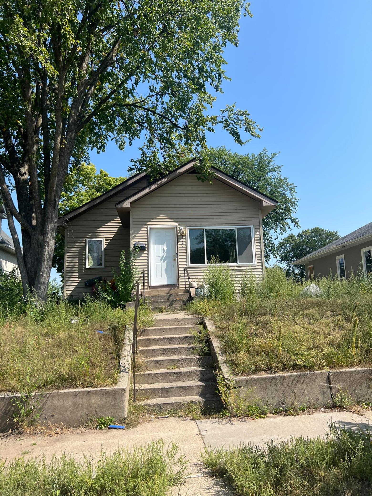View of Residential at 4025 Clinton Avenue, Minneapolis MN 55409, Minneapolis - Mike Wilen | Minnesota Team Real Estate