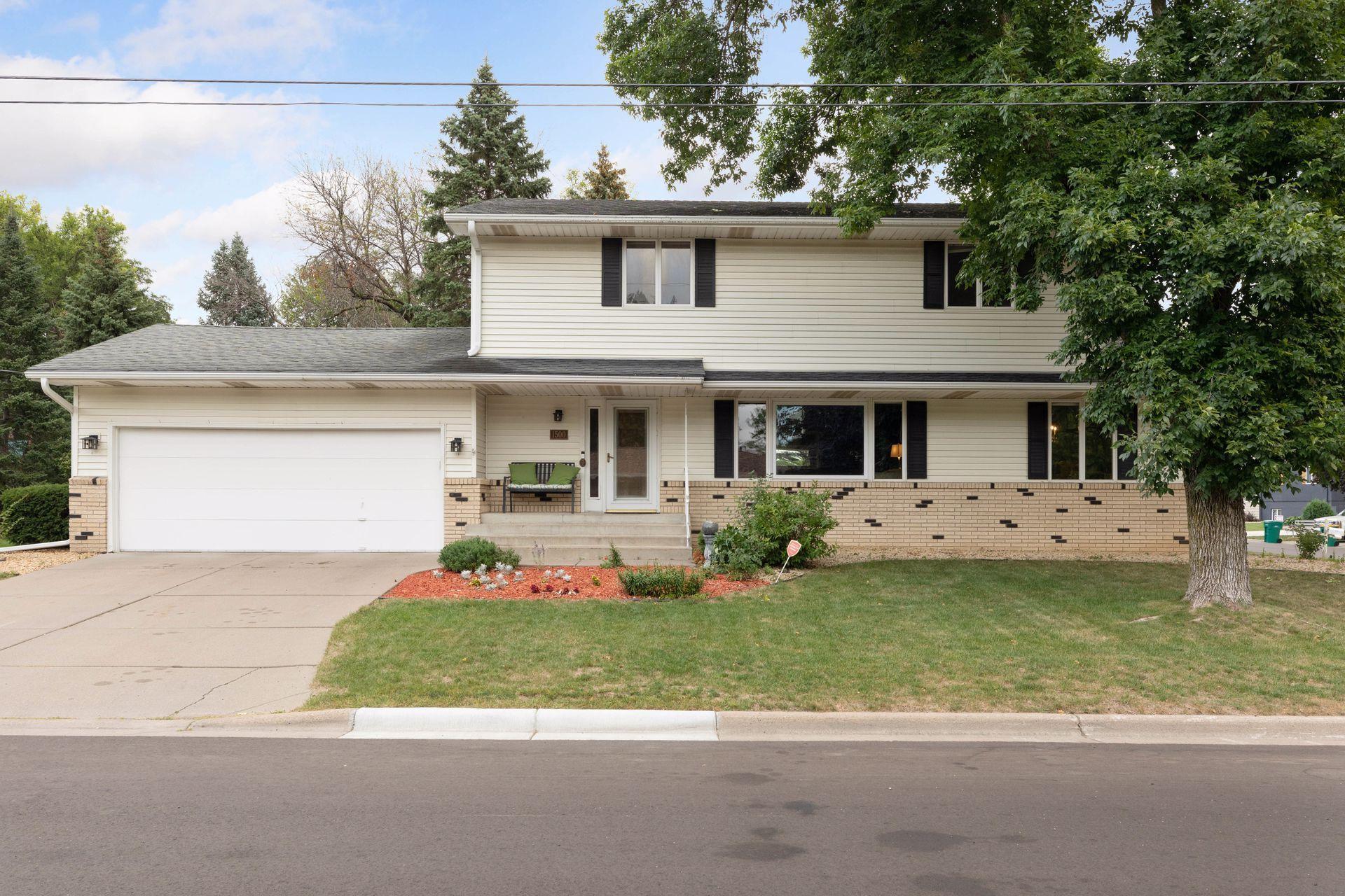View of Residential at 1500 Galvin Avenue, West Saint Paul MN 55118, West Saint Paul - Mike Wilen | Minnesota Team Real Estate