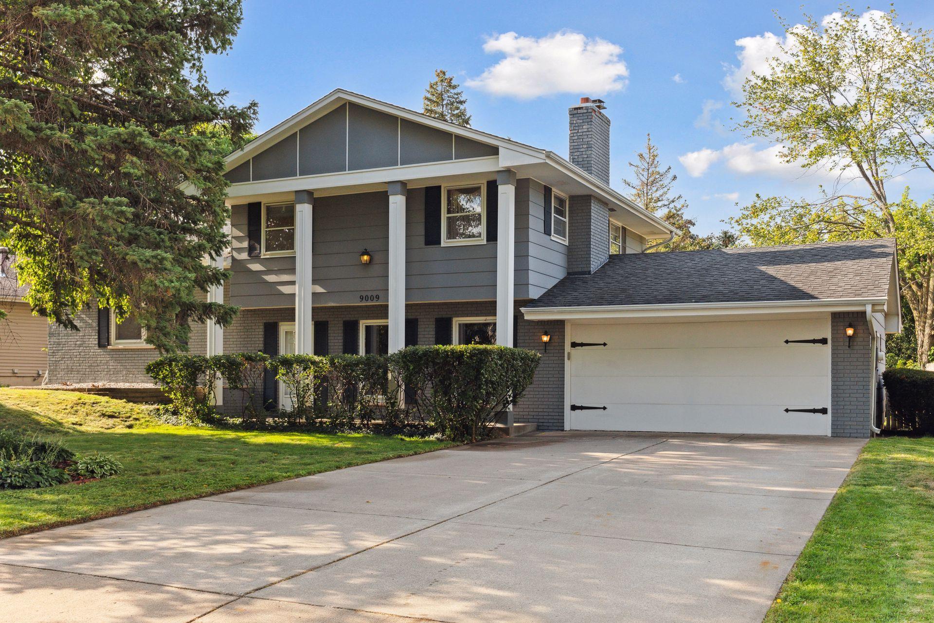 View of Residential at 9009 34th Avenue, New Hope MN 55427, New Hope - Mike Wilen | Minnesota Team Real Estate
