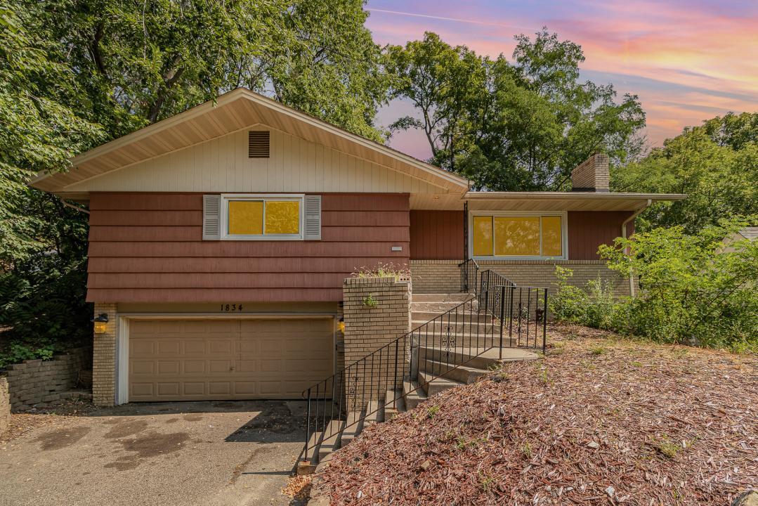 View of Residential at 1834 Glenwood Parkway, Golden Valley MN 55422, Golden Valley - Mike Wilen | Minnesota Team Real Estate
