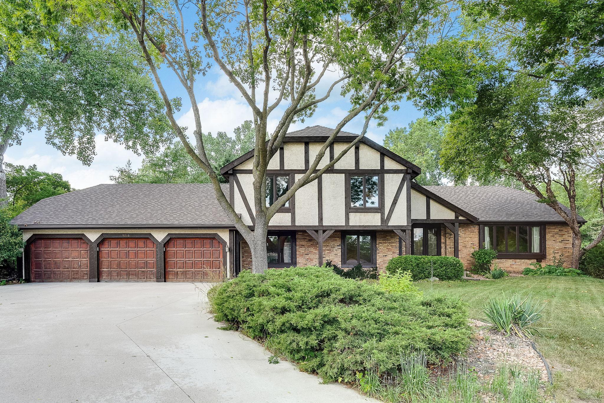 View of Residential at 9216 Fawnridge Circle, Bloomington MN 55437, Bloomington - Mike Wilen | Minnesota Team Real Estate