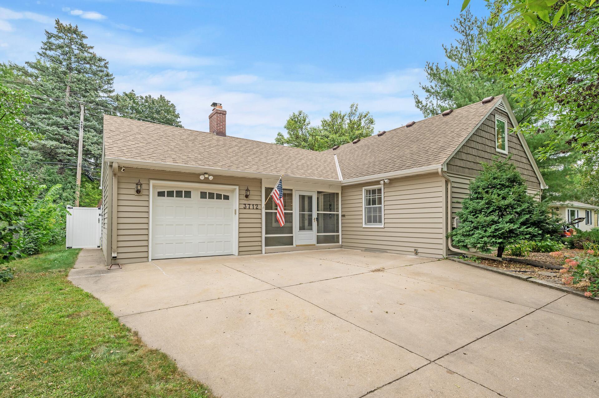 View of Residential at 3712 Zenith Avenue, Robbinsdale MN 55422, Robbinsdale - Mike Wilen | Minnesota Team Real Estate