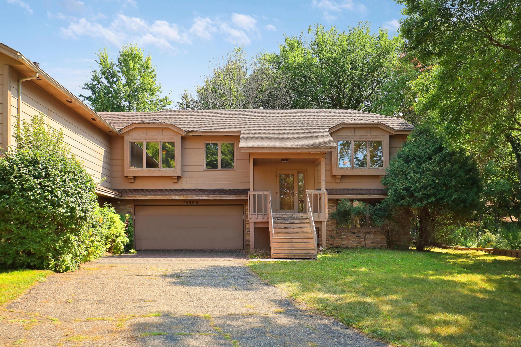 View of Residential at 14300 Golf View Drive, Eden Prairie MN 55346, Eden Prairie - Mike Wilen | Minnesota Team Real Estate