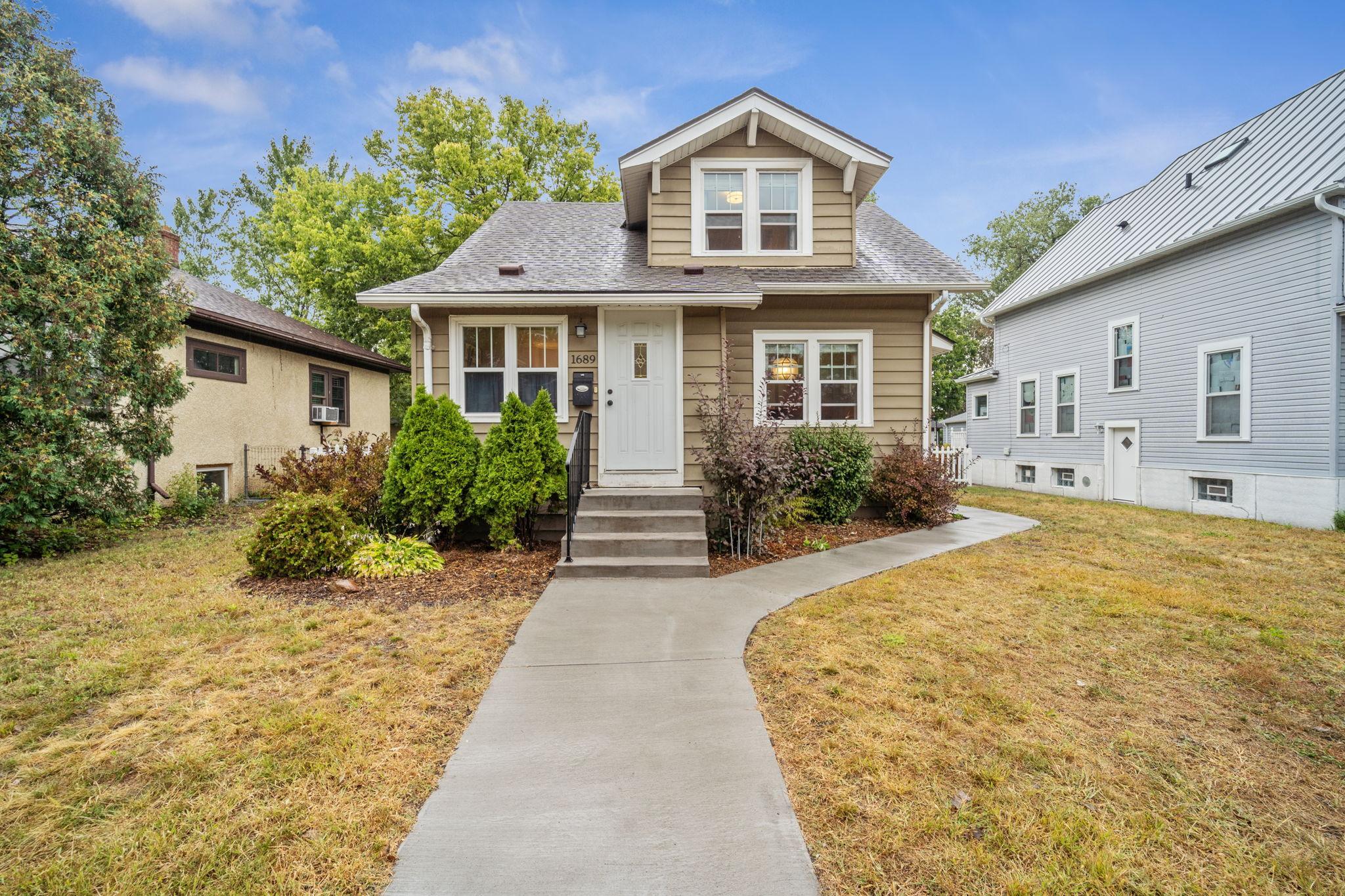 View of Residential at 1689 Iglehart Avenue, Saint Paul MN 55104, Saint Paul - Mike Wilen | Minnesota Team Real Estate