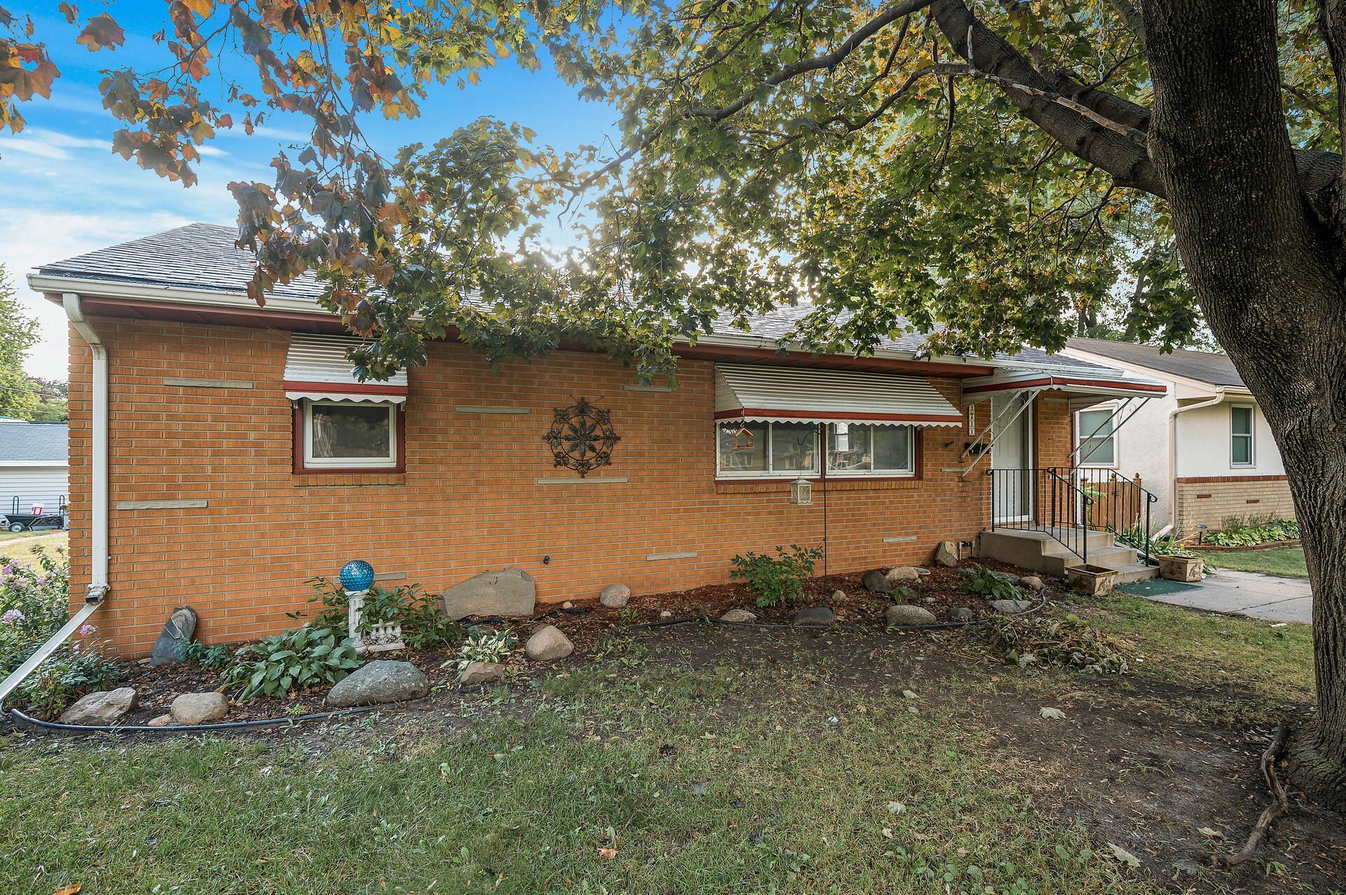 View of Residential at 3711 2nd Street, Columbia Heights MN 55421, Columbia Heights - Mike Wilen | Minnesota Team Real Estate