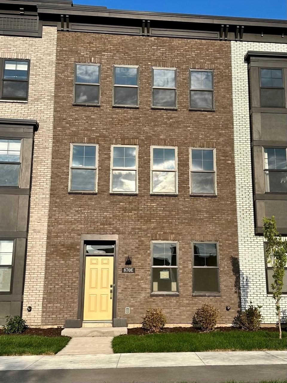 View of Residential at 870 E Mount Curve Boulevard, Saint Paul MN 55116, Saint Paul - Mike Wilen | Minnesota Team Real Estate