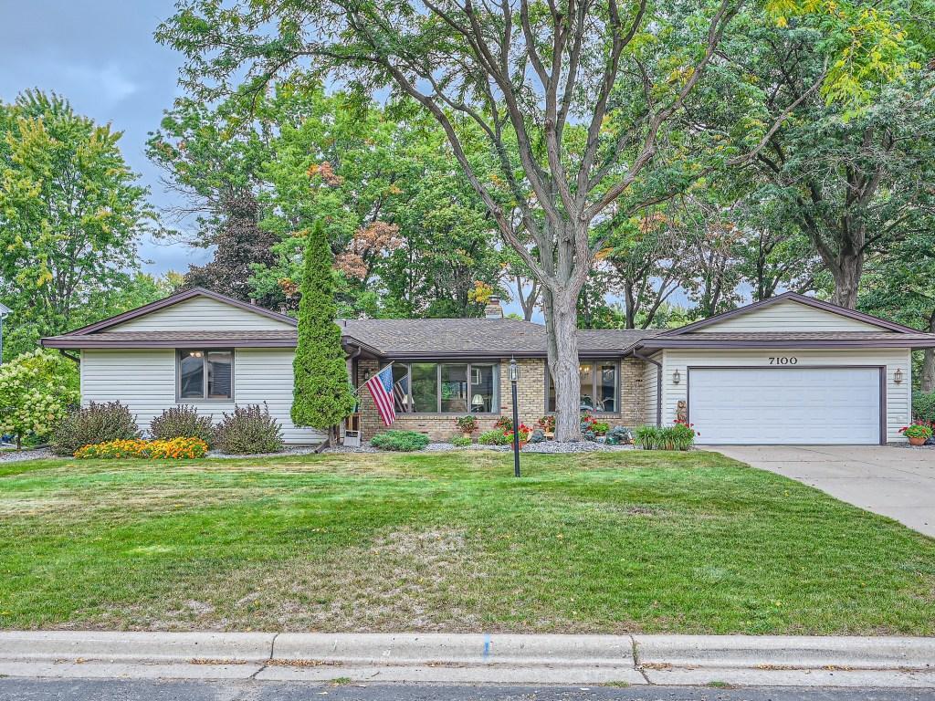 View of Residential at 7100 Victoria Road, Woodbury MN 55125, Woodbury - Mike Wilen | Minnesota Team Real Estate