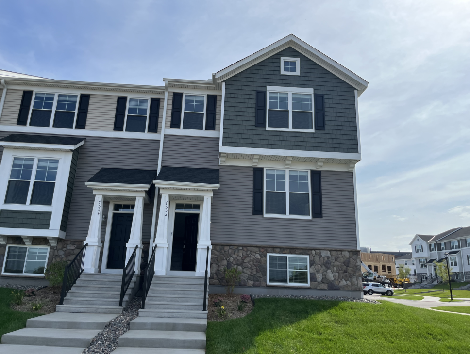 View of Residential at 7552 38th Street, Oakdale MN 55128, Oakdale - Mike Wilen | Minnesota Team Real Estate