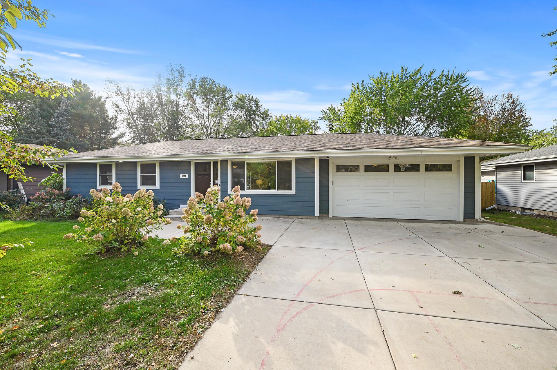 View of Residential at 4724 105th Lane, Circle Pines MN 55014, Circle Pines - Mike Wilen | Minnesota Team Real Estate