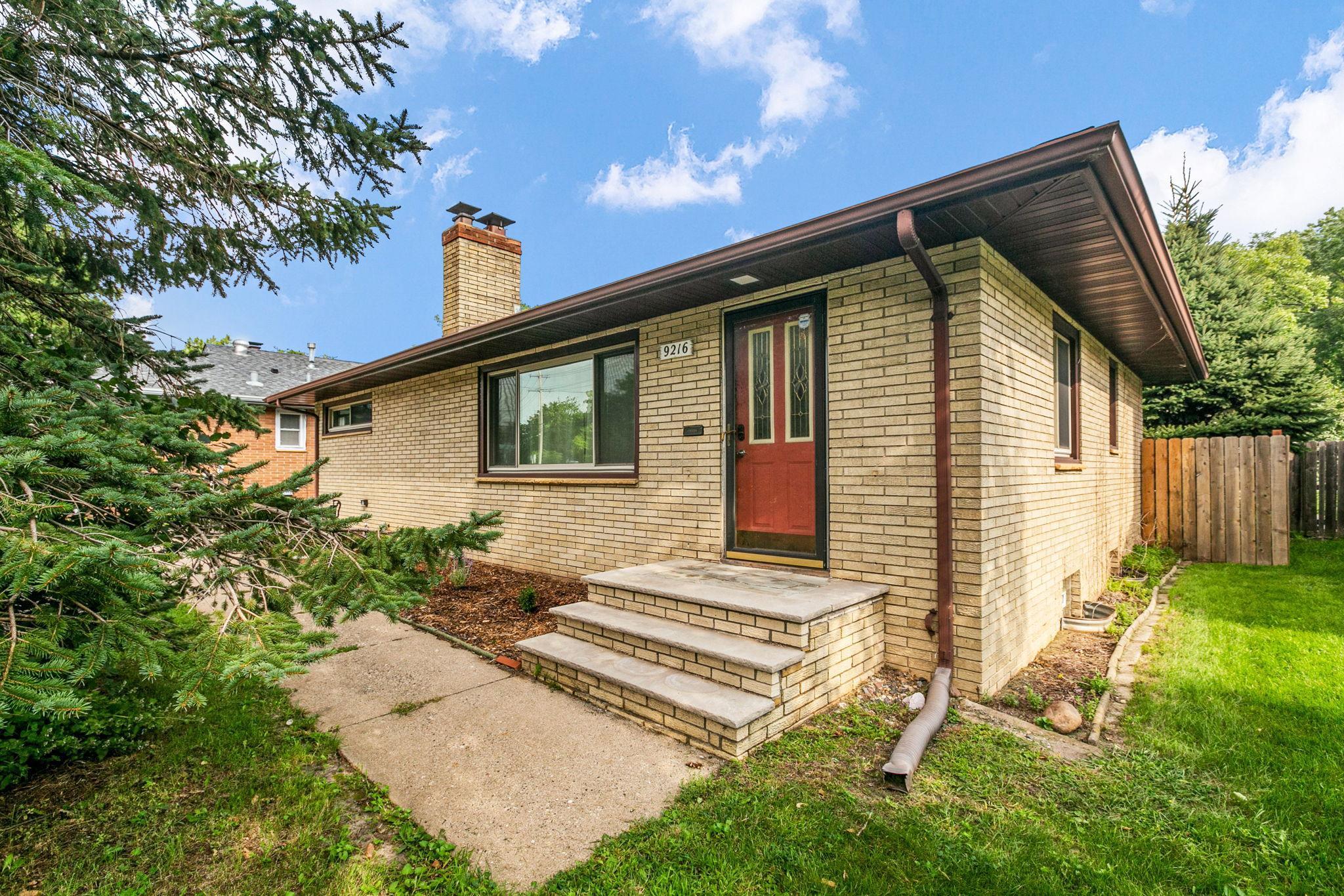View of Residential at 9216 Minnetonka Boulevard, Saint Louis Park MN 55426, Saint Louis Park - Mike Wilen | Minnesota Team Real Estate