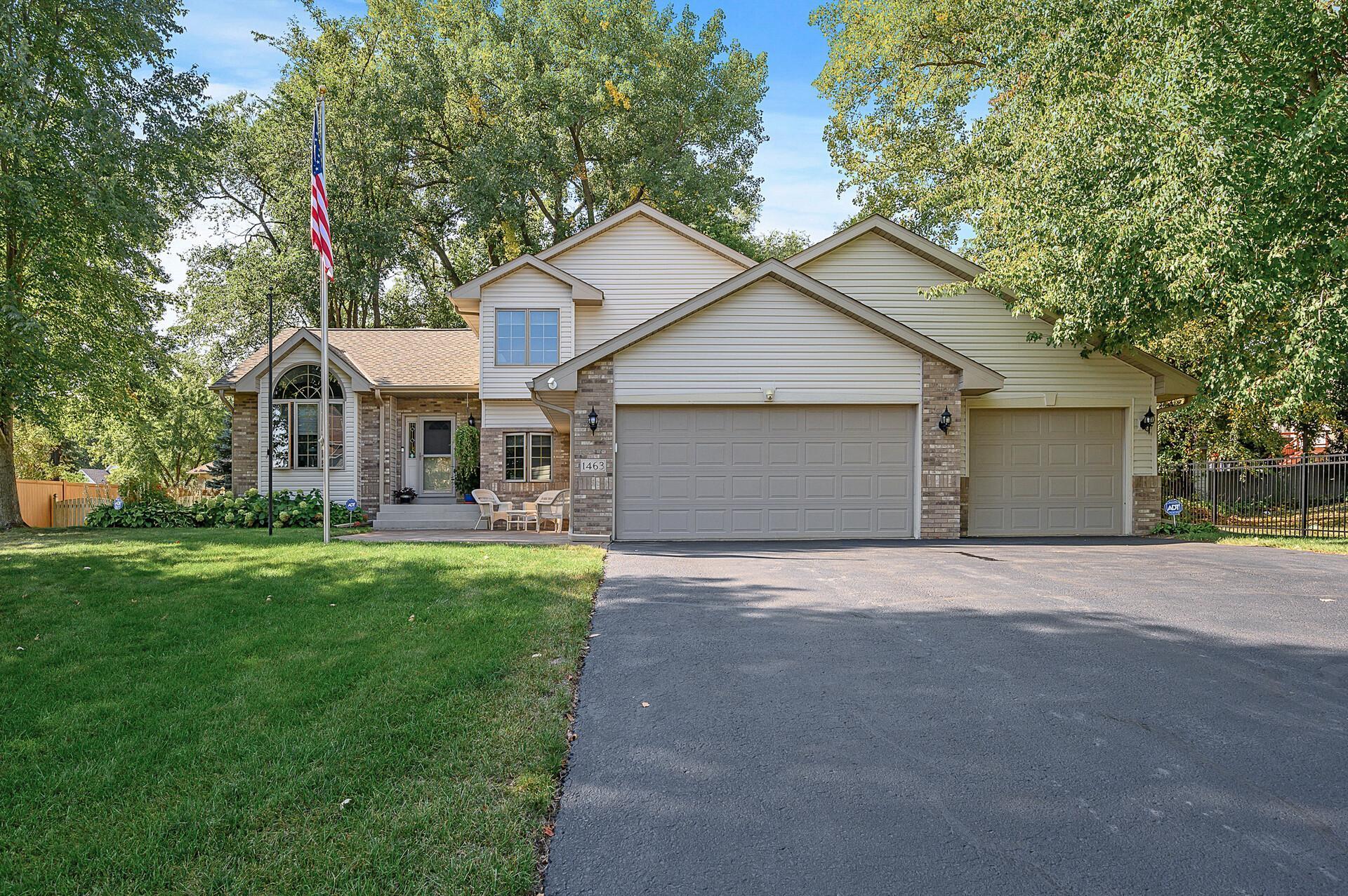 View of Residential at 1463 Mary Street, Maplewood MN 55119, Maplewood - Mike Wilen | Minnesota Team Real Estate