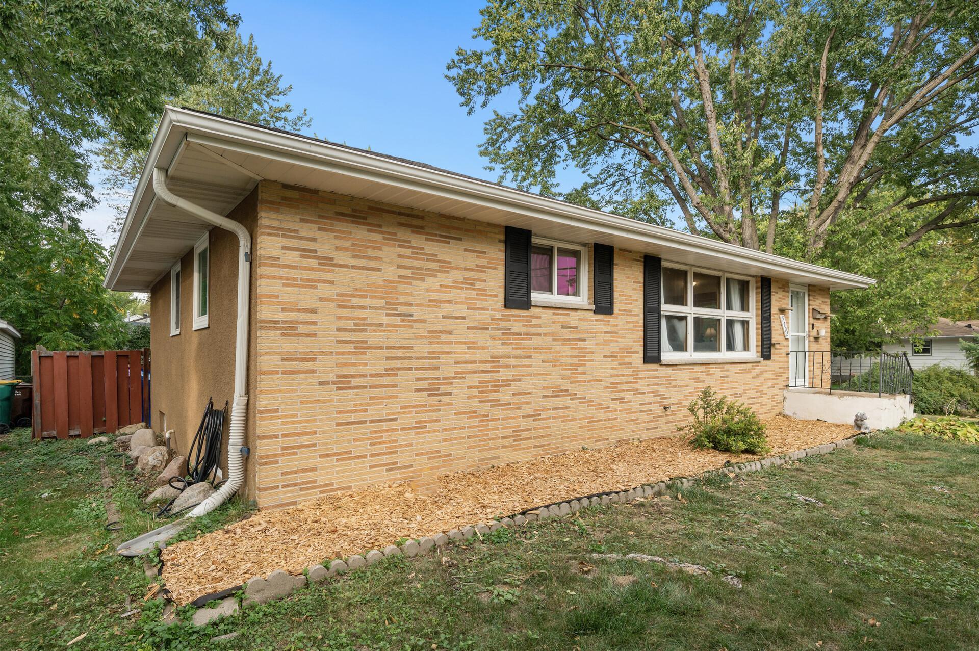 View of Residential at 5702 34th Avenue, Crystal MN 55422, Crystal - Mike Wilen | Minnesota Team Real Estate