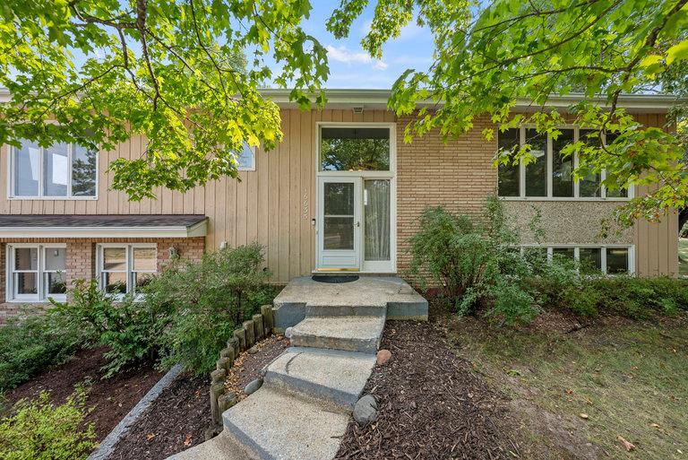 View of Residential at 16635 Verdin Street, Andover MN 55304, Andover - Mike Wilen | Minnesota Team Real Estate