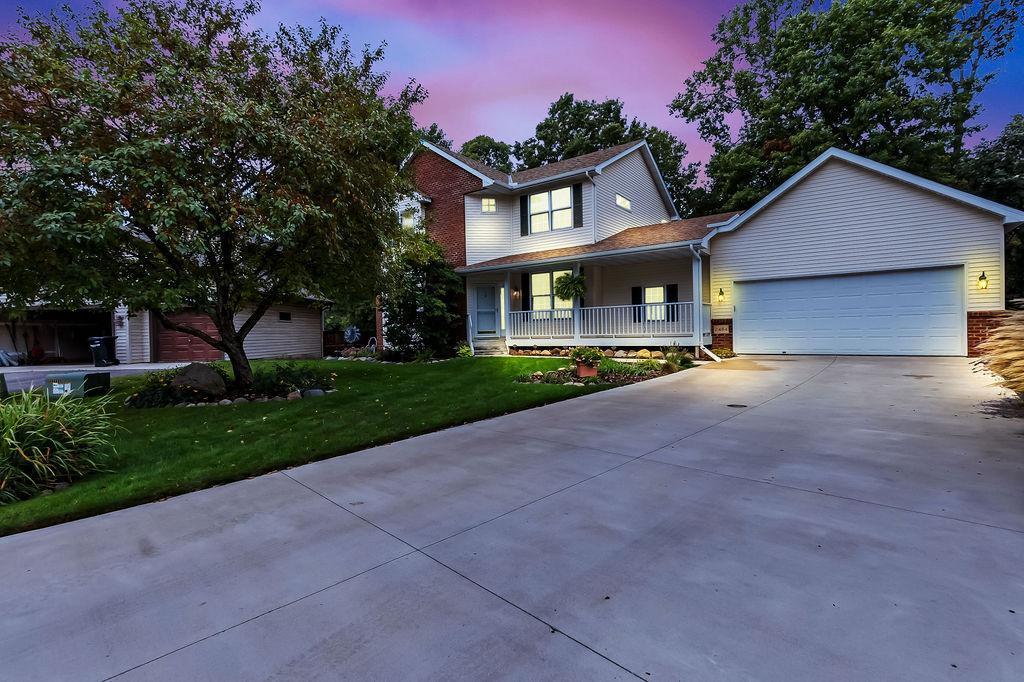 View of Residential at 2484 Montana Circle, Maplewood MN 55119, Maplewood - Mike Wilen | Minnesota Team Real Estate