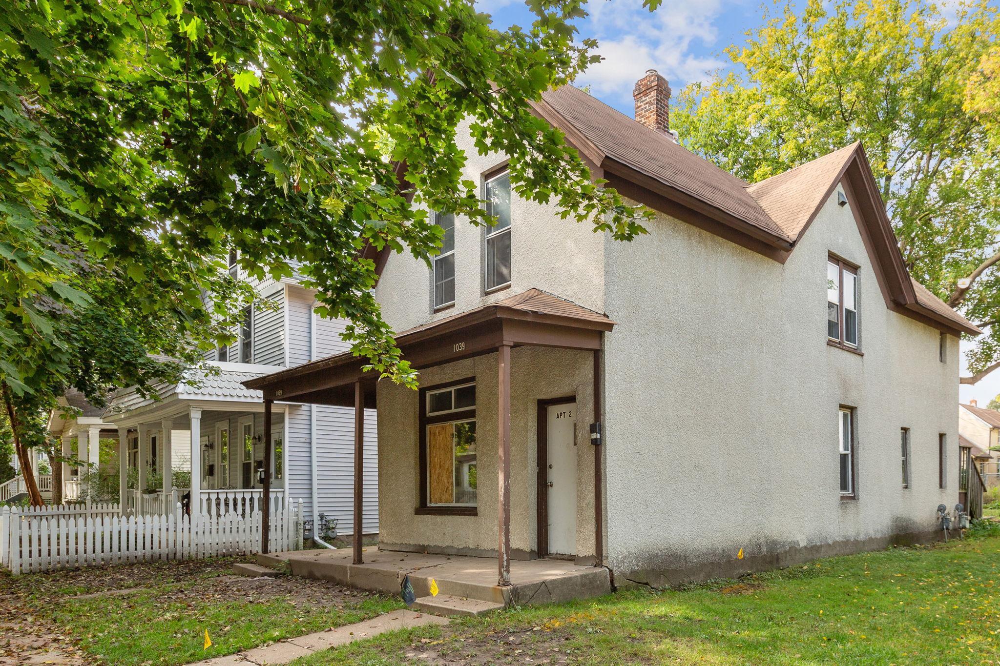 View of Residential Income at 1039 Victoria Street, Saint Paul MN 55103, Saint Paul - Mike Wilen | Minnesota Team Real Estate