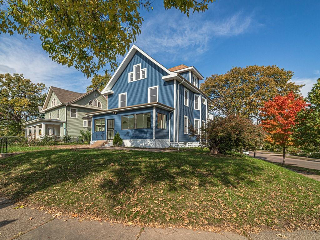 View of Residential at 700 Elwood Avenue, Minneapolis MN 55411, Minneapolis - Mike Wilen | Minnesota Team Real Estate