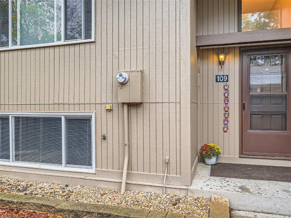 View of Residential at 109 River Woods Lane, Burnsville MN 55337, Burnsville - Mike Wilen | Minnesota Team Real Estate