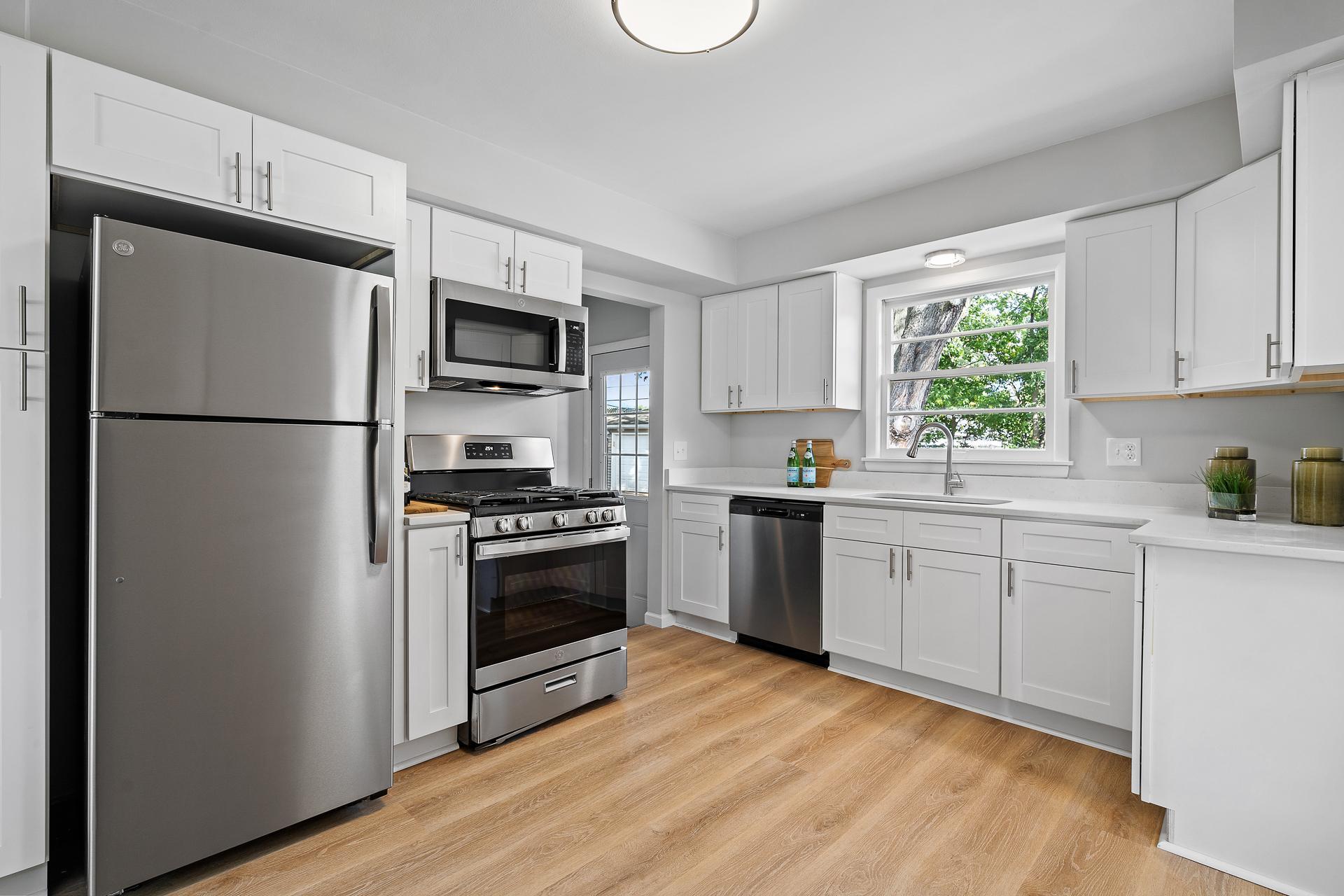 View of Residential at 7335 15th Avenue, Richfield MN 55423, Richfield - Mike Wilen | Minnesota Team Real Estate