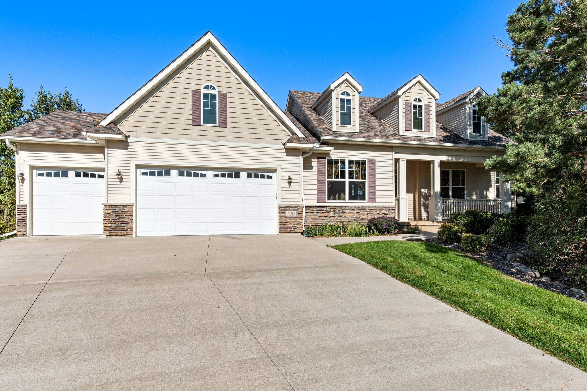View of Residential at 10215 Regent Avenue, Brooklyn Park MN 55443, Brooklyn Park - Mike Wilen | Minnesota Team Real Estate