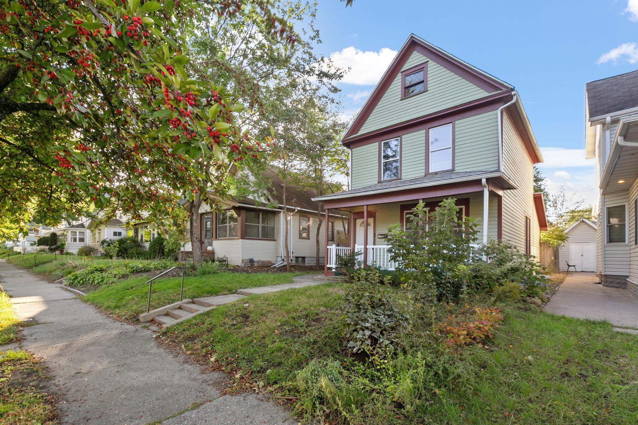 View of Residential at 906 Charles Avenue, Saint Paul MN 55104, Saint Paul - Mike Wilen | Minnesota Team Real Estate