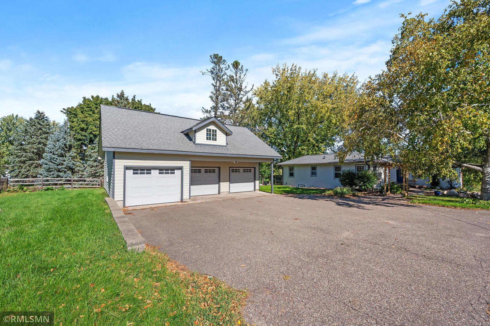 View of Residential at 2824 Lakeview Avenue, Roseville MN 55113, Roseville - Mike Wilen | Minnesota Team Real Estate