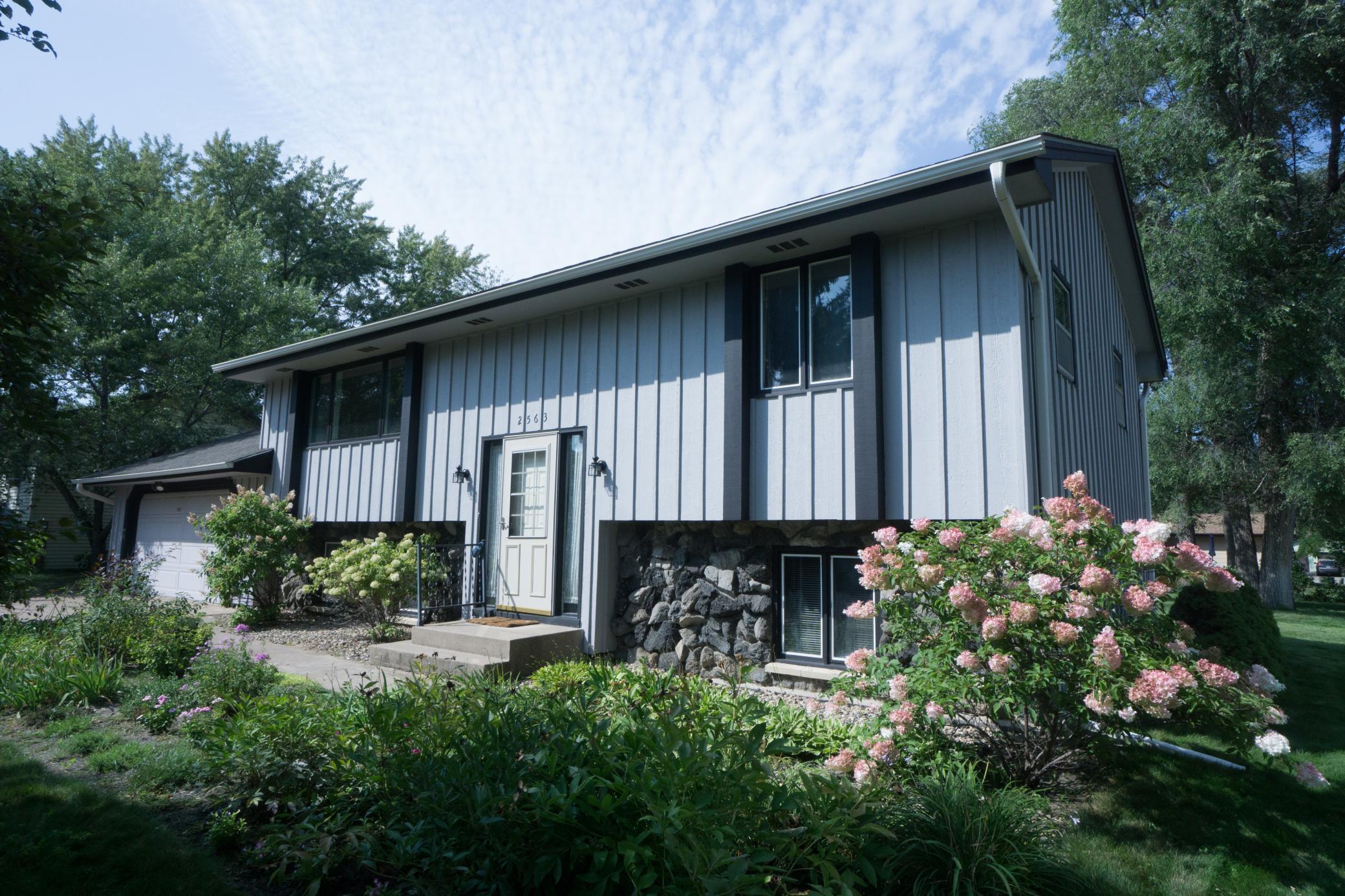 View of Residential at 2563 Woodale Drive, New Brighton MN 55112, New Brighton - Mike Wilen | Minnesota Team Real Estate
