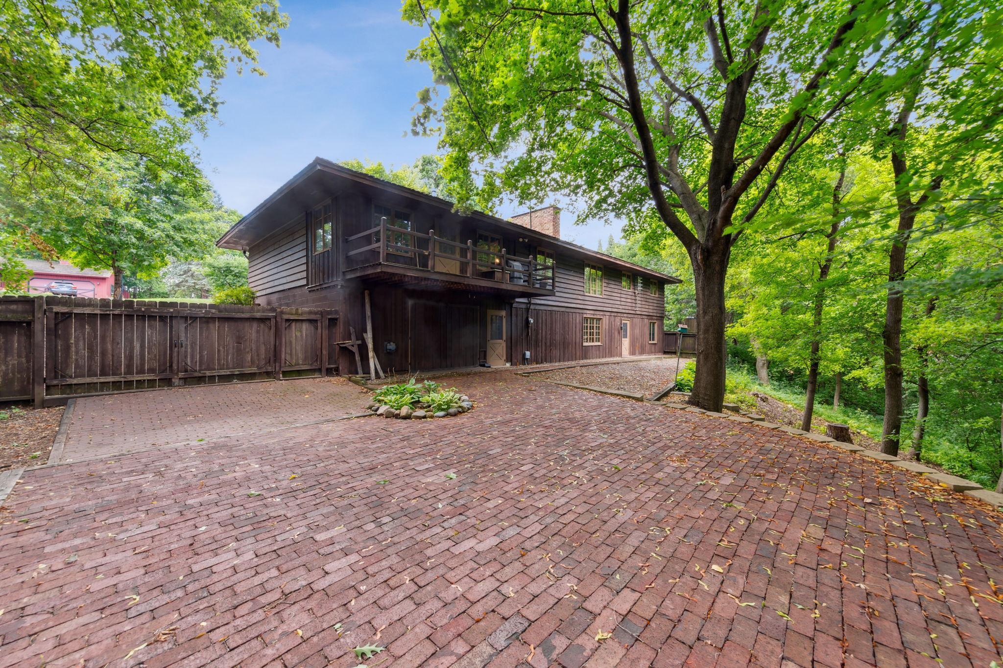 View of Residential at 13741 Wellington Crescent, Burnsville MN 55337, Burnsville - Mike Wilen | Minnesota Team Real Estate