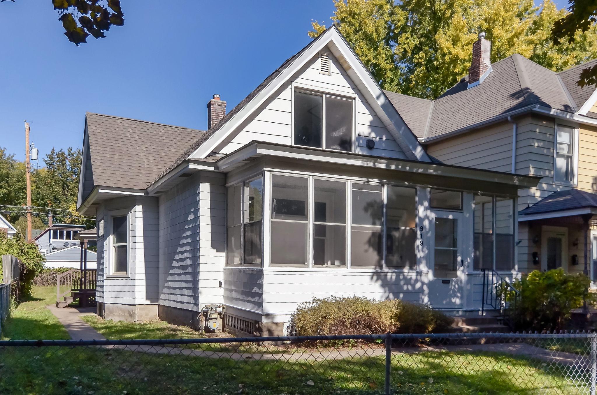 View of Residential at 919 4th Street, Saint Paul MN 55106, Saint Paul - Mike Wilen | Minnesota Team Real Estate