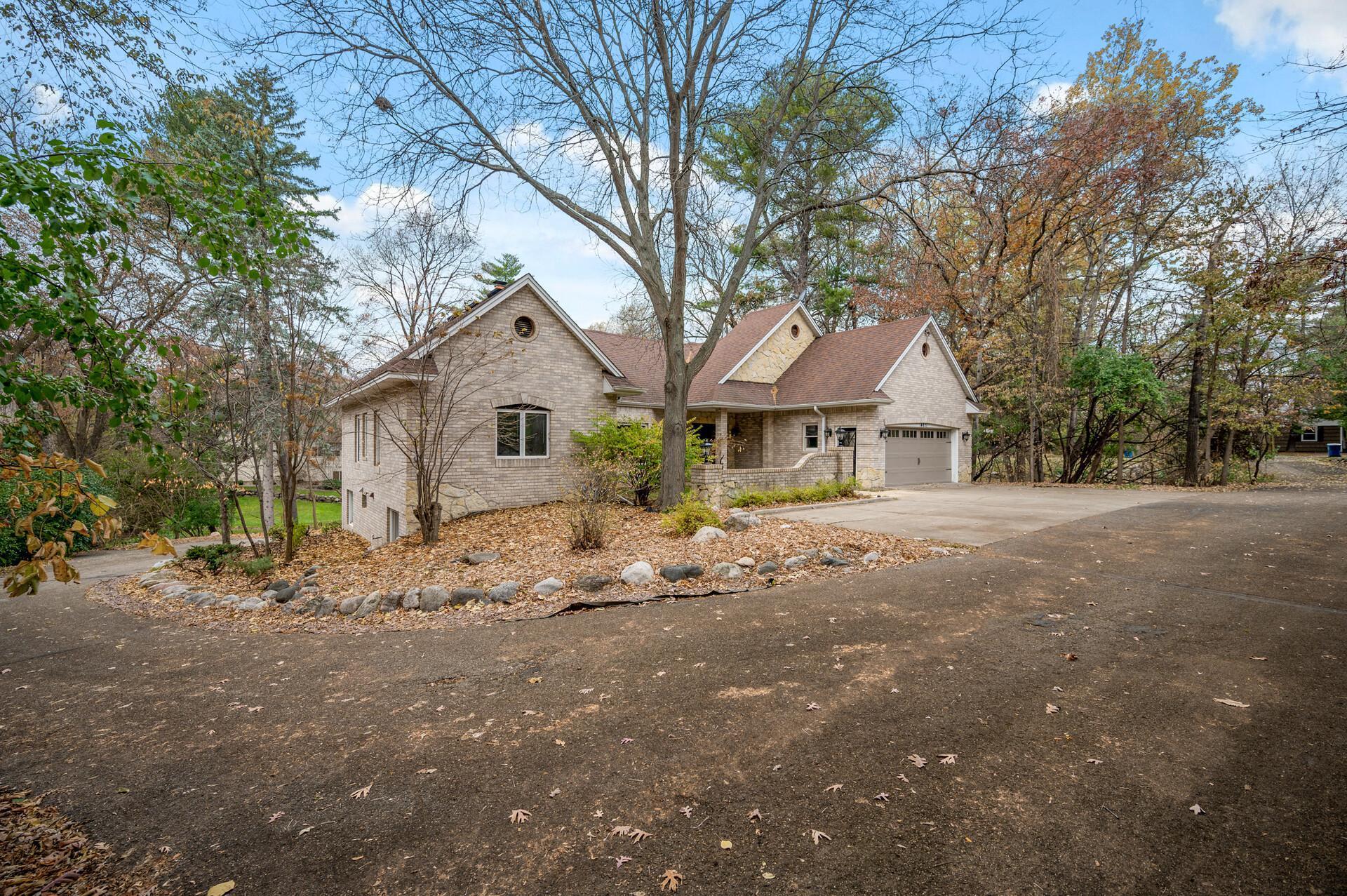 View of Residential at 14821 Richards Drive, Minnetonka MN 55345, Minnetonka - Mike Wilen | Minnesota Team Real Estate