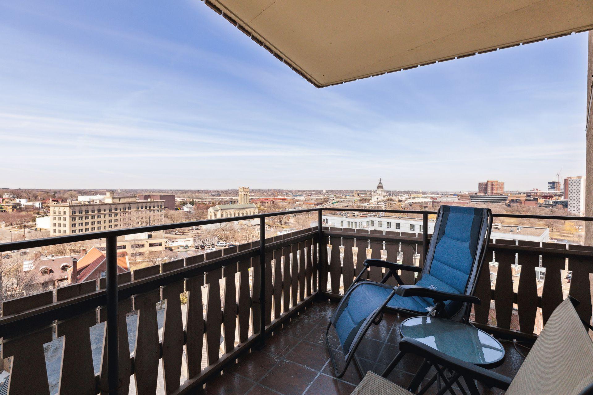 View of Residential at 400 Groveland Avenue #911, Minneapolis MN 55403, Minneapolis - Mike Wilen | Minnesota Team Real Estate